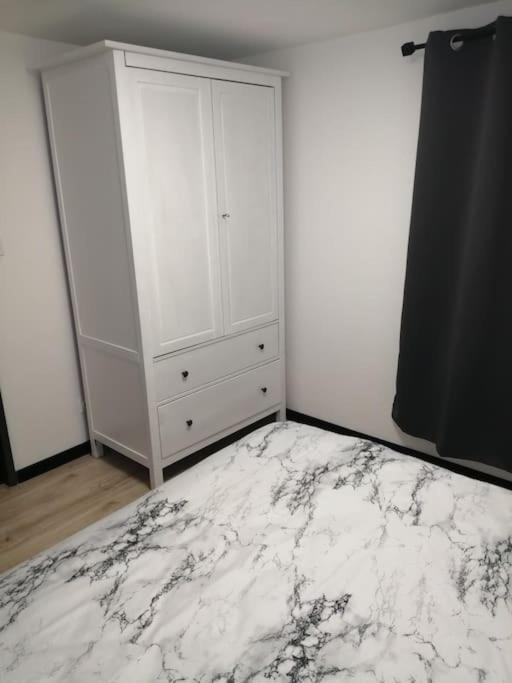 Appartement Tout Proche De Bourg-En-Bresse Peronnas Buitenkant foto